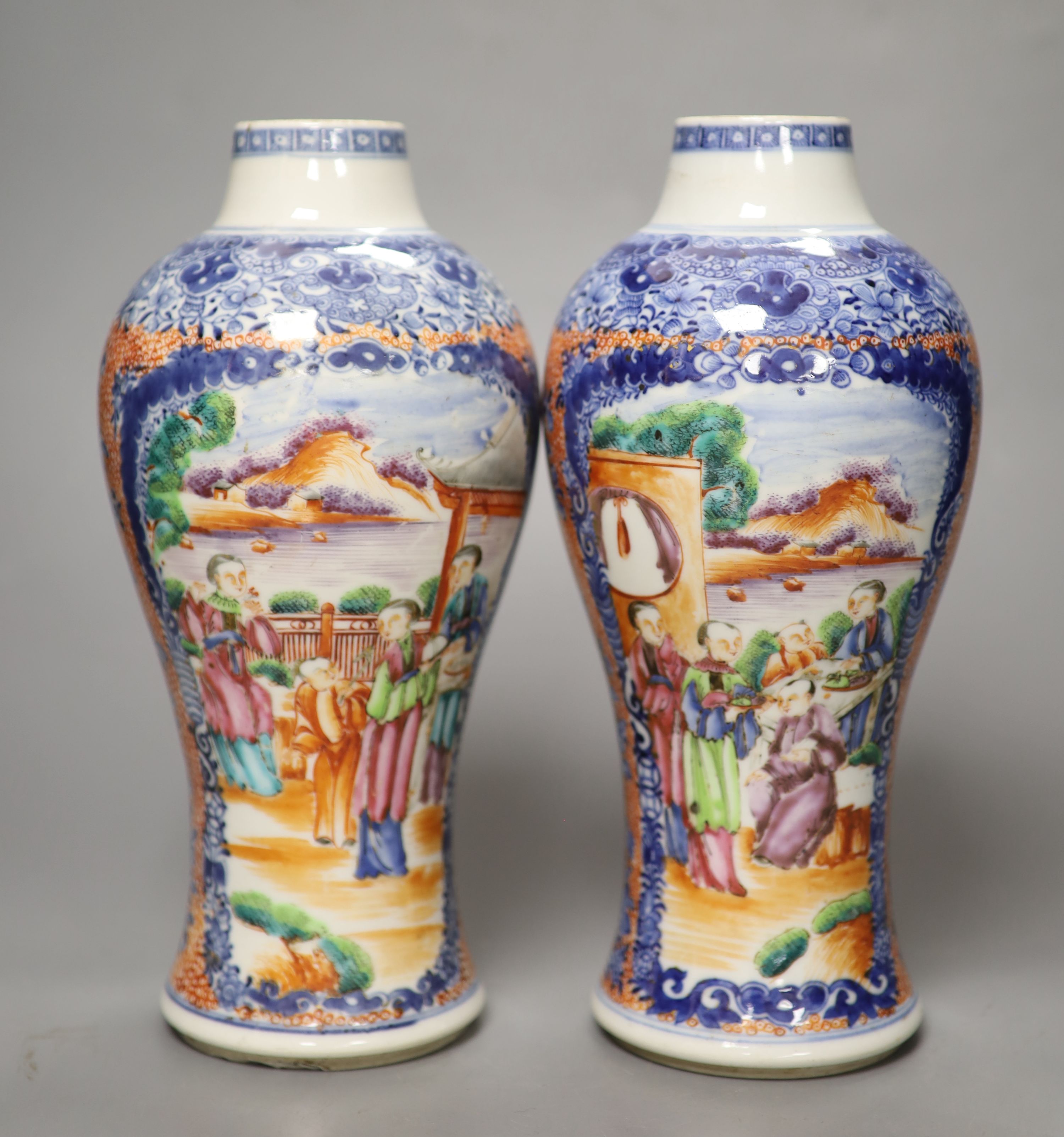 A pair of Chinese Qianlong period mandarin vases, H 26cm